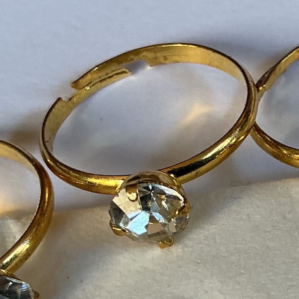 Lot of 5 Costume Rings, various sizes and expandable